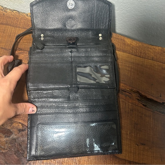 Brighton Leather Crossbody Bag Black and Brown with dust Bag snap closure - Picture 6 of 11